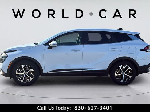 Used 2024 Kia Sportage EX FWD image 12