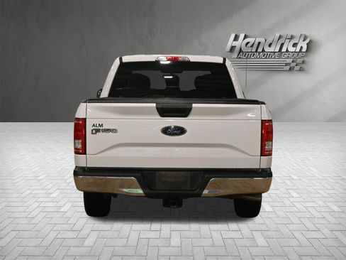 Used 2017 Ford F150 XLT RWD image 8