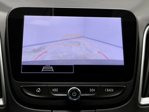 Used 2023 Chevrolet Malibu LT image 2