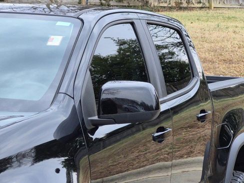 Used 2018 Chevrolet Colorado ZR2 image 4