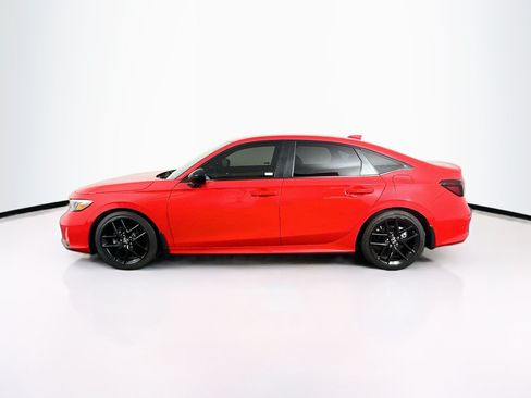 Used 2025 Honda Civic Sport image 4