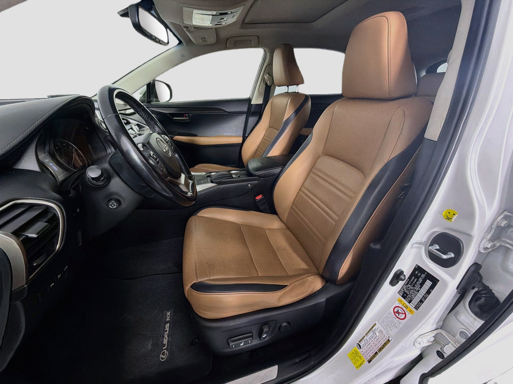 Used 2015 Lexus NX 200t FWD w/ Premium Package image 13