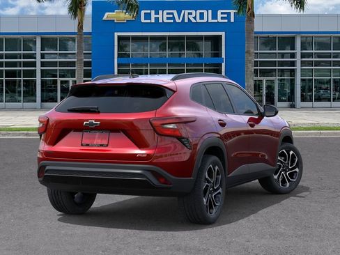 Used 2026 Chevrolet Trax RS w/ Driver Confidence Package FWD image 5