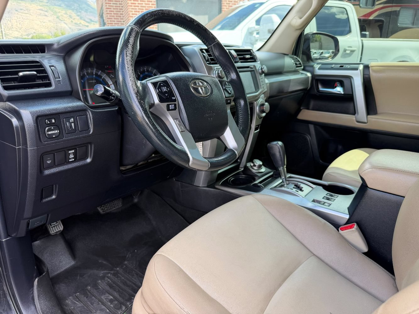 Used 2016 Toyota 4Runner SR5 Premium AWD/4WD image 16
