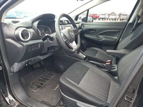 Used 2020 Nissan Versa S image 10