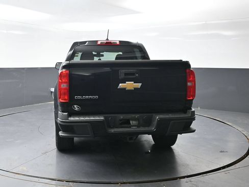 Used 2015 Chevrolet Colorado Z71 AWD/4WD image 10