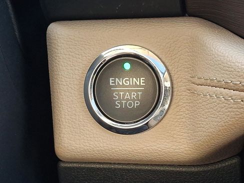 Used 2024 Ford Expedition Limited image 52