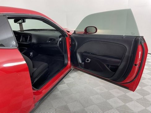 Used 2022 Dodge Challenger GT image 22