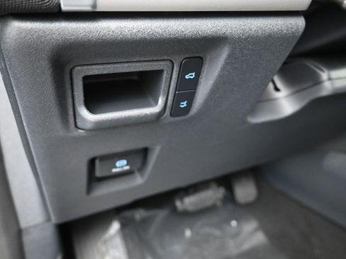 New 2026 Ford Expedition Active RWD image 13