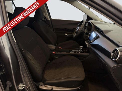 Used 2024 Nissan Kicks SV FWD image 30