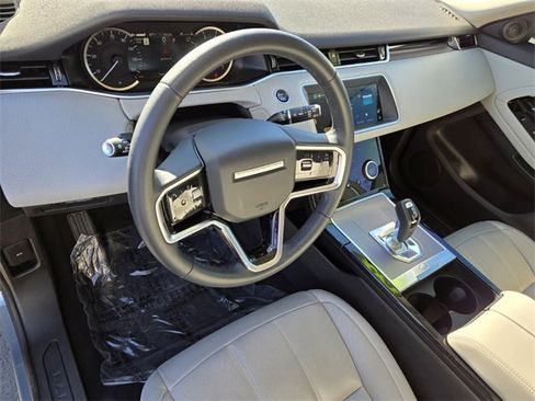 Used 2023 Land Rover Range Rover Evoque S image 11