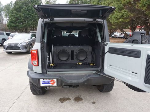 Used 2023 Ford Bronco Black Diamond w/ Sasquatch Package image 16