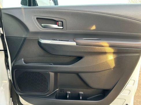 Used 2024 Toyota Sienna XSE image 30