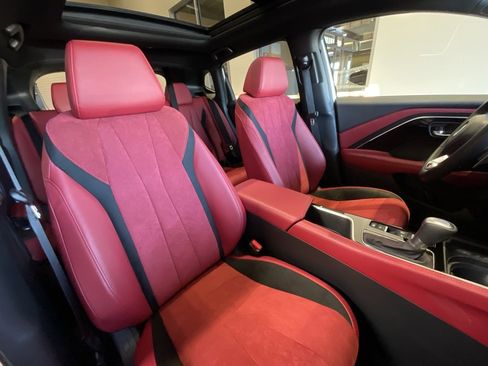 Certified 2025 Acura ADX A-Spec image 19