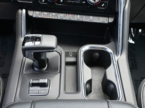 Used 2025 GMC Sierra 1500 Denali AWD/4WD image 18