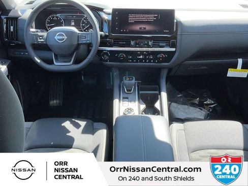 New 2026 Nissan Pathfinder SV AWD/4WD image 15