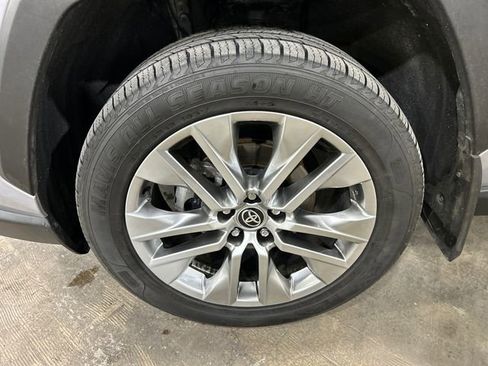 Used 2022 Toyota RAV4 Limited w/ Limited Grade Weather Package image 8