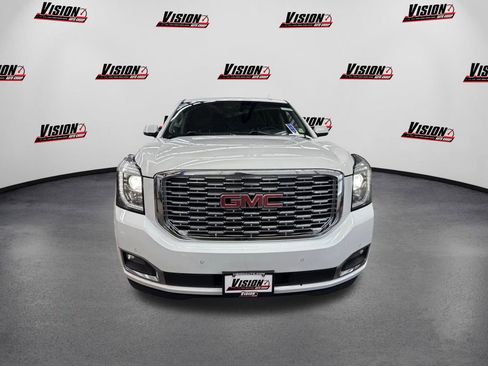Used 2019 GMC Yukon Denali w/ Denali Ultimate Package image 2