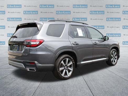Used 2025 Honda Pilot Elite image 6