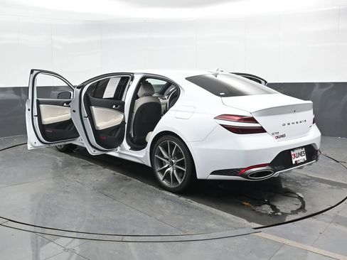 Used 2025 Genesis G70 2.5T AWD/4WD image 51