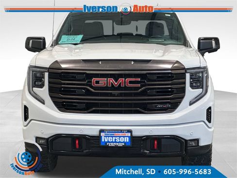 Used 2023 GMC Sierra 1500 AT4X AWD/4WD image 3