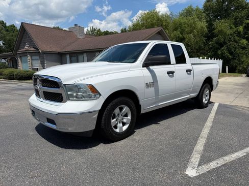 Used 2018 RAM 1500 Tradesman w/ Popular Equipment Group RWD image 3