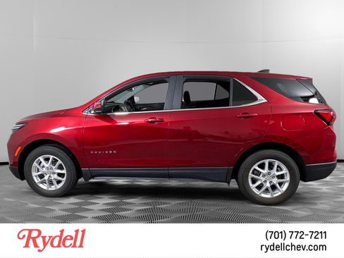 Used 2023 Chevrolet Equinox LT w/ LPO, Floor Liner Package image 2