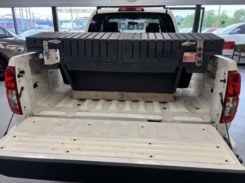 Used 2019 Nissan Frontier S image 14