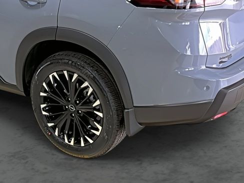 New 2026 Nissan Rogue SV AWD/4WD image 9
