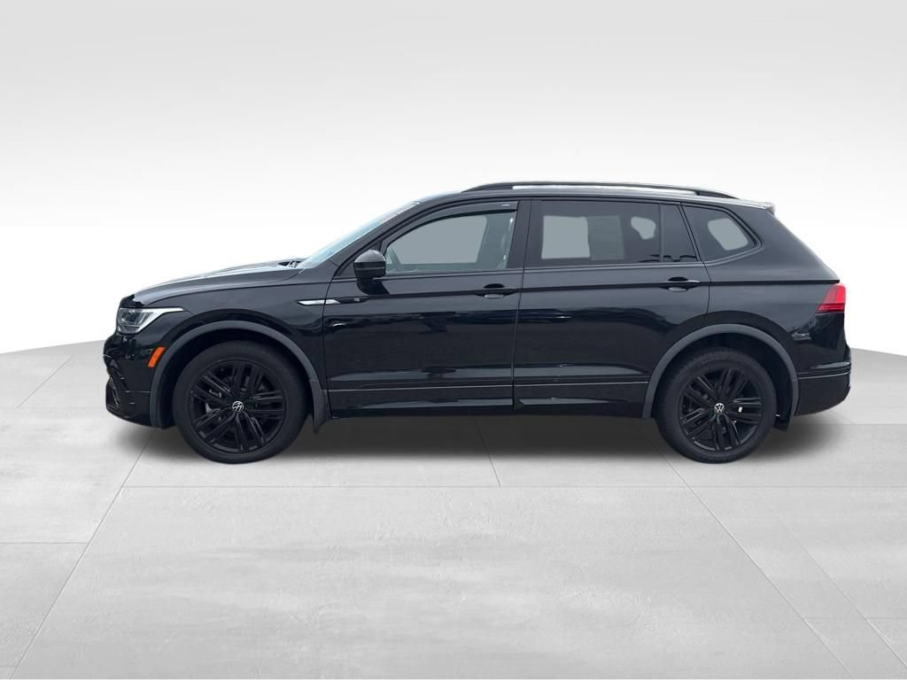 Used 2022 Volkswagen Tiguan SE R-Line AWD/4WD image 15