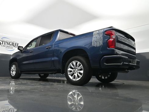 Used 2022 Chevrolet Silverado 1500 Custom w/ LPO, Dark Essentials Package RWD image 21