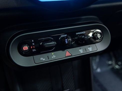 Used 2025 MINI Cooper S image 17