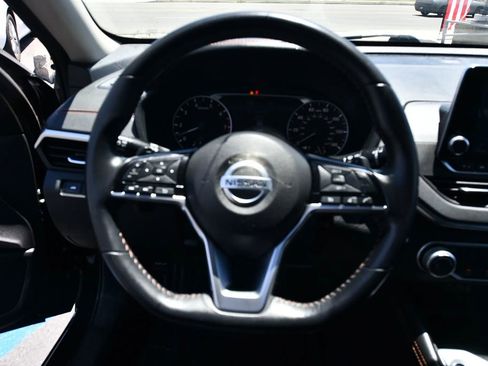 Used 2021 Nissan Altima 2.5 SR FWD image 18