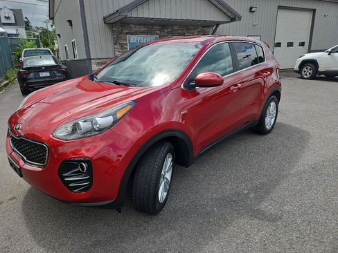 Used 2018 Kia Sportage LX AWD/4WD image 7