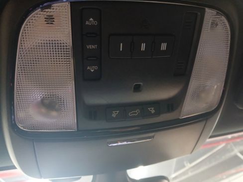 Used 2022 Dodge Durango GT image 23