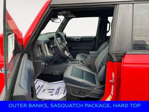 New 2024 Ford Bronco Outer Banks w/ Sasquatch Package image 9