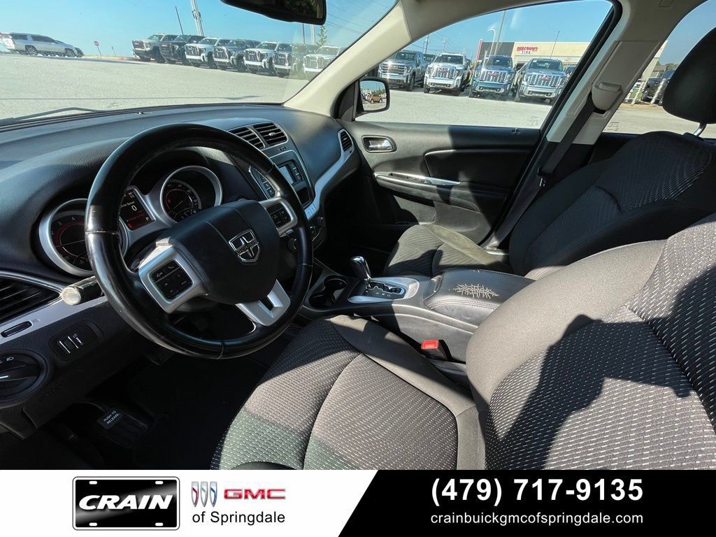 Used 2020 Dodge Journey SE w/ SE Popular Equipment Group FWD image 10