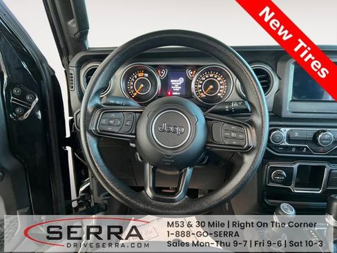 Used 2023 Jeep Wrangler Unlimited Sport AWD/4WD image 10