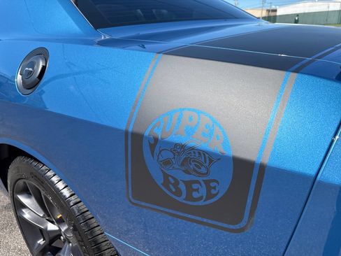 Used 2021 Dodge Challenger R/T Scat Pack RWD image 13
