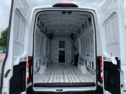Used 2023 Ford Transit 250 148 High Roof Extended AWD image 29