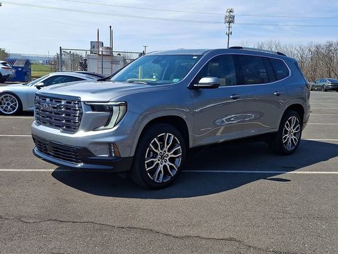 Used 2026 GMC Acadia Denali Ultimate w/ LPO, Floor Liner Package AWD/4WD image 6