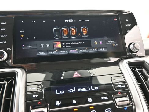 Used 2022 Kia Sorento EX w/ Panoramic Sunroof Package image 25