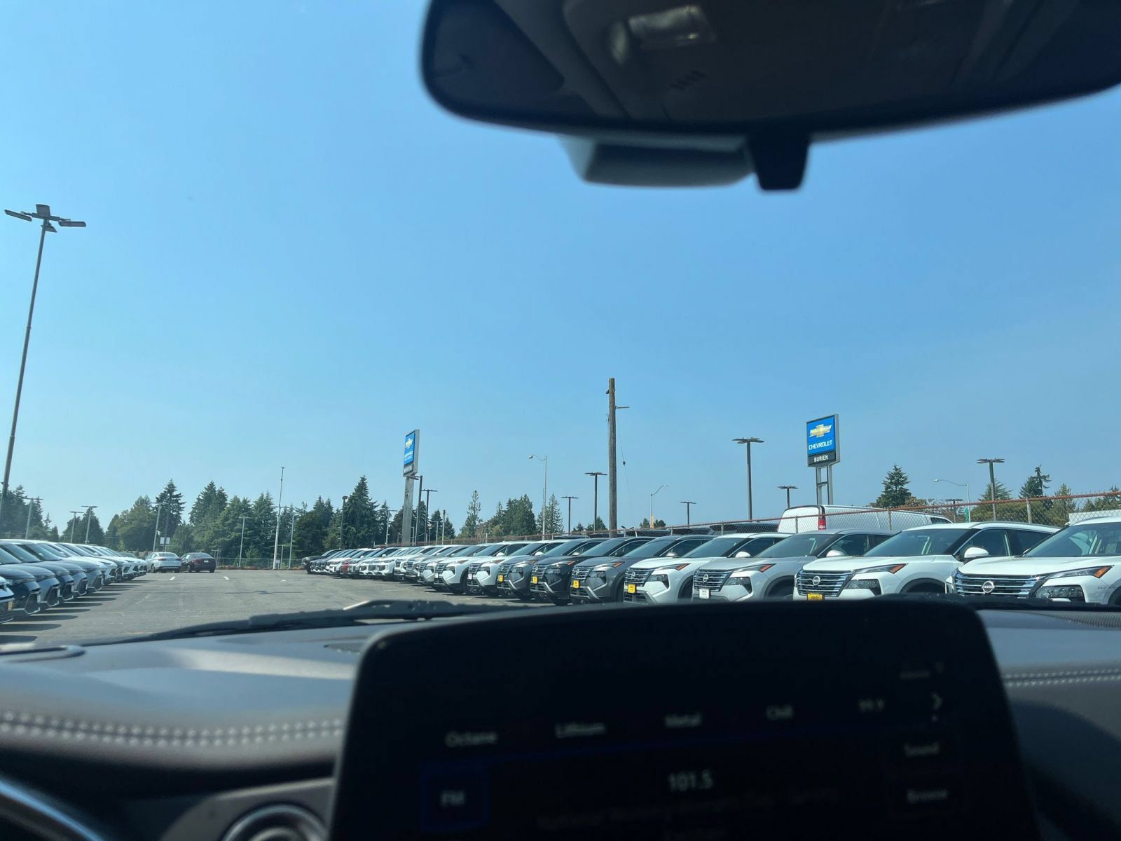 Used 2025 Chevrolet Blazer LT FWD image 16