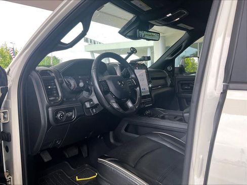 Used 2022 RAM 3500 Limited AWD/4WD image 15