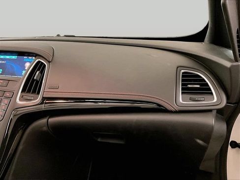 Used 2018 Buick Cascada Sport Touring w/ Dark Effects Package FWD image 15