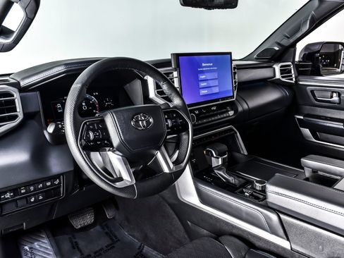 Used 2023 Toyota Tundra Platinum AWD/4WD image 14