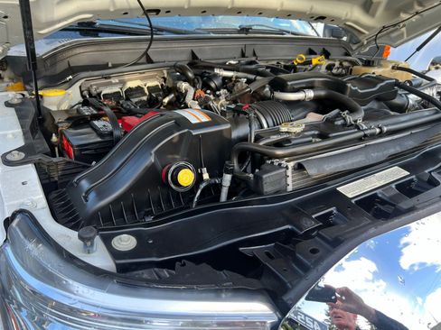 Used 2014 Ford F350 XLT w/ FX4 4x4 Off Road Package image 19