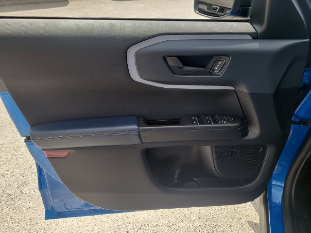 Used 2022 Ford Bronco Sport Outer Banks AWD/4WD image 16