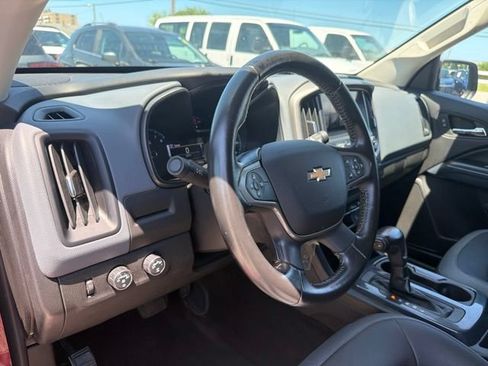Used 2018 Chevrolet Colorado Z71 AWD/4WD image 14