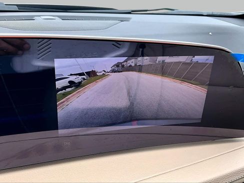 Used 2025 Cadillac XT4 Premium Luxury FWD image 26